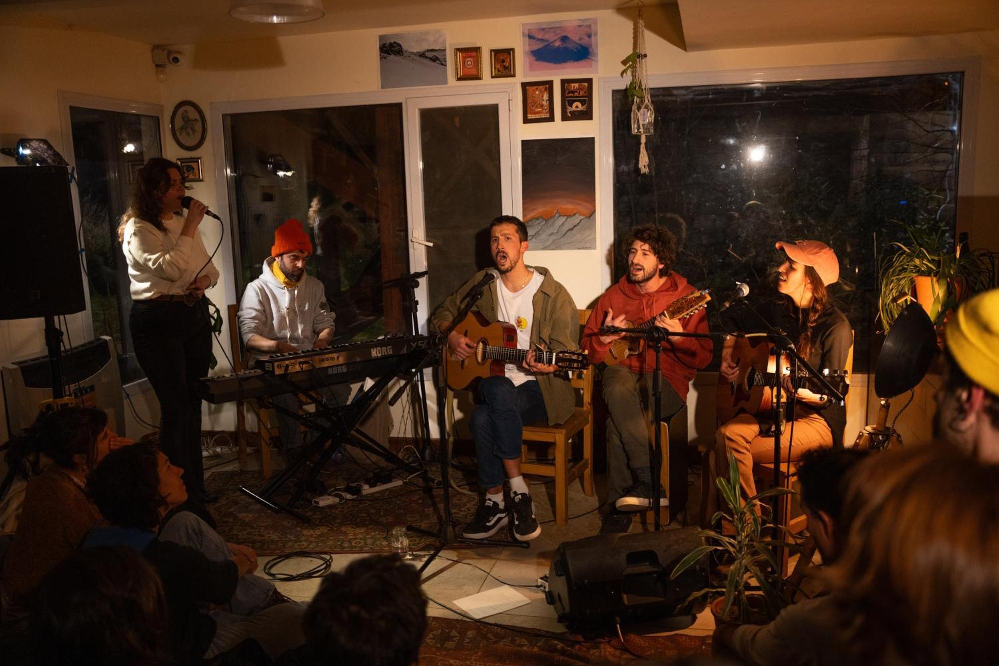 Indomito Hostel San Carlos de Bariloche Eksteriør bilde